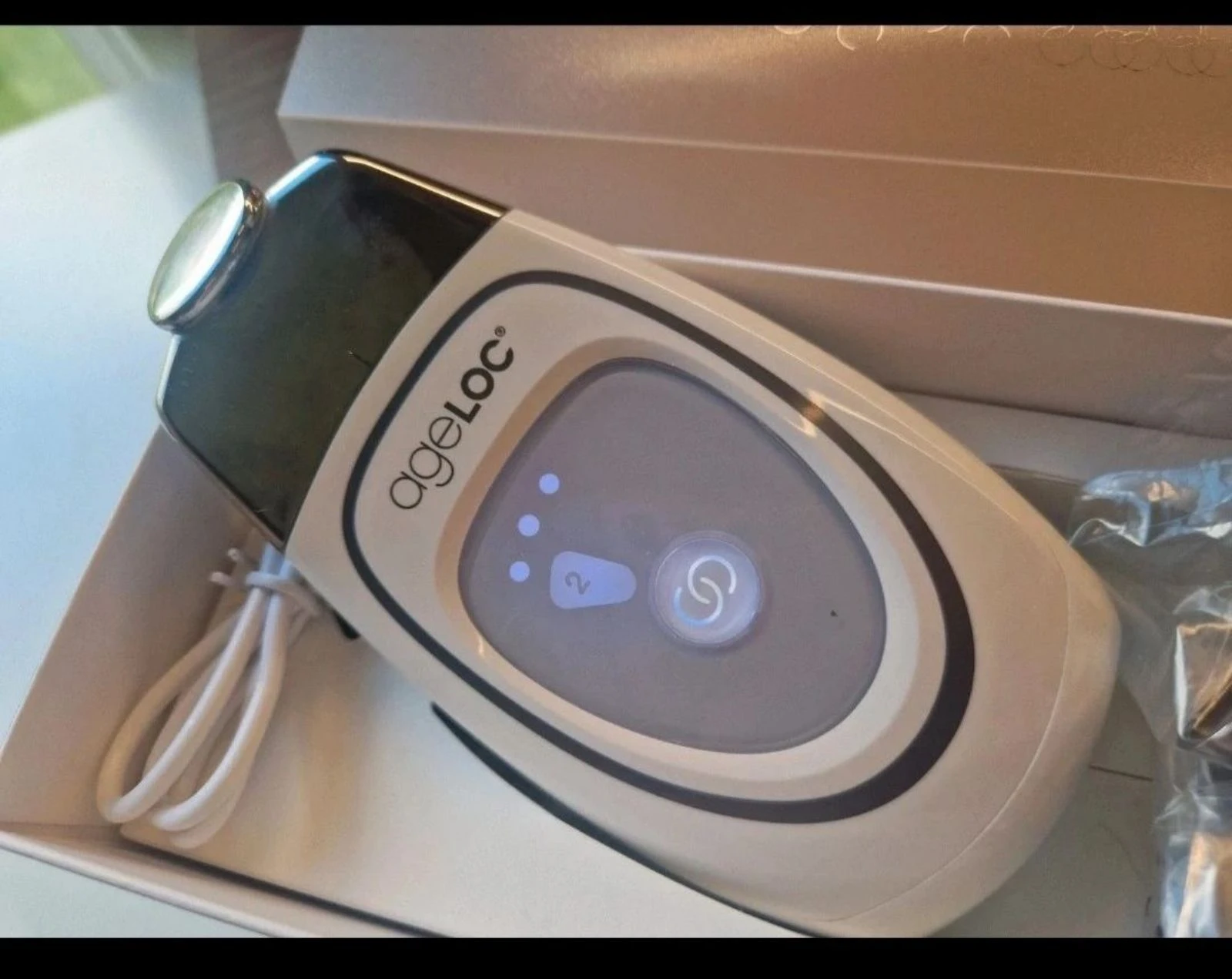 ageloc galvinic spa van nuskin nu – photo 3